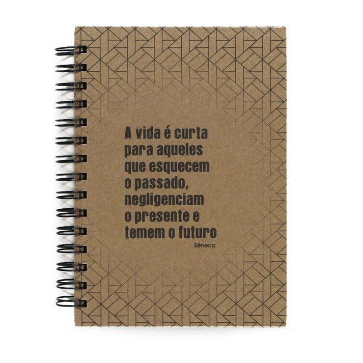 Agenda Semanal Datada 2026 Sêneca A Vida é Curta 120 Fls 90g A5
