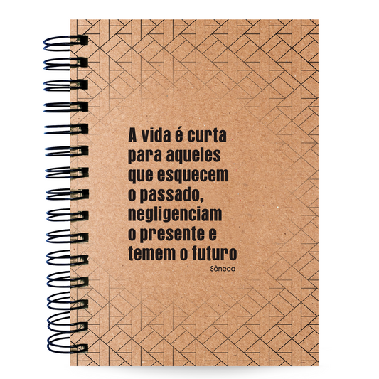 Caderno Pautado Estoicismo 125 Folhas 90g A5 Sêneca A Vida é Curta